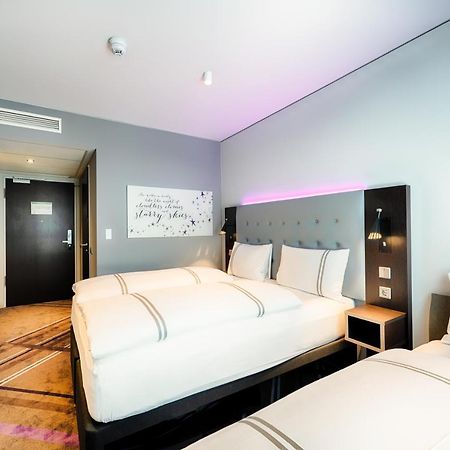Premier Inn Darmstadt City Centre Exterior foto